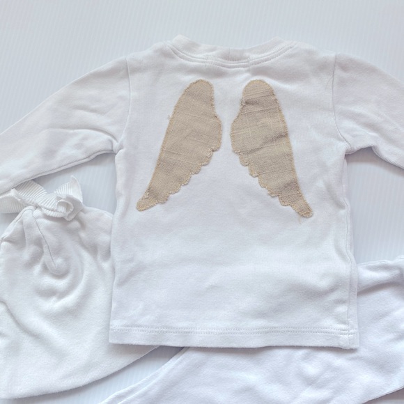 0-3m Oh Baby! Angel Three Piece Set - Picture 2 of 3